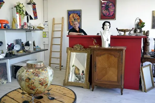 Aux mille et un secrets à Le Coteau