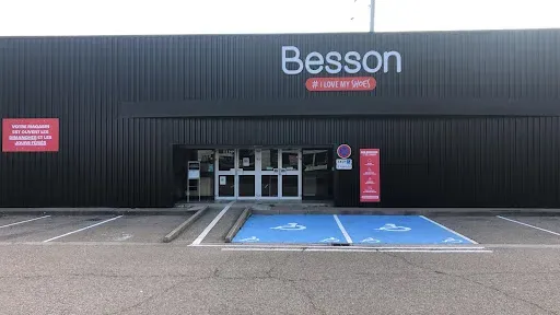 Besson Chaussures Roanne à Le Coteau