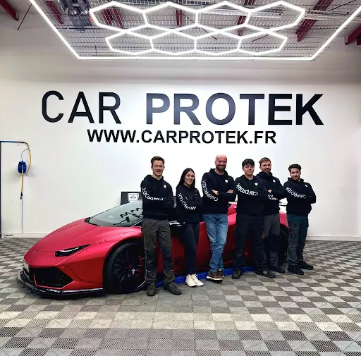 Carprotek covering, PPF, vitres teintées, échappement inox à Le Coteau