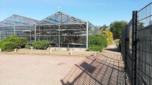 Serres du lycée de Chervé à Le Coteau